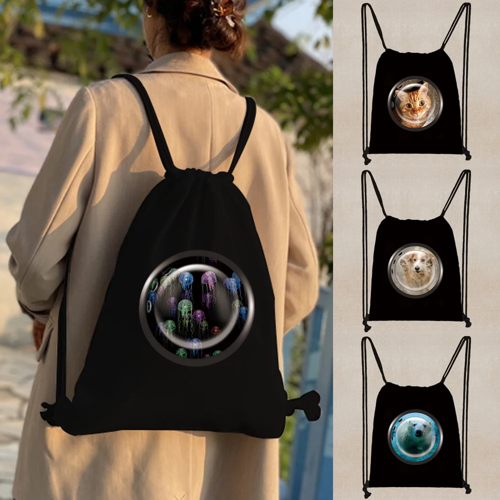 

Женская сумка, модный холщовый рюкзак на шнурке, сумка для книг, мультяшный подарок и хранение, Рюкзаки-органайзеры для путешествий с принто...