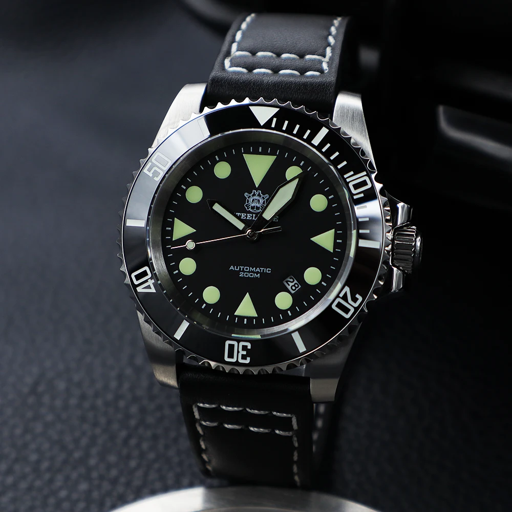 

STEELDIVE Men Sport Watch Stainless Steel Quartz Wristwatch Business Casual Simple Leather Bracelet Male Luminous Clock Watches