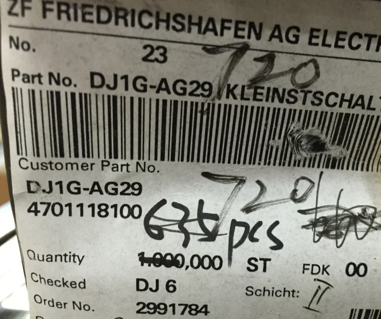 Ag-250, зажим "крокодил" с изолятором. Dj2g-ag29 водонепроницаемый микропереключатель. Dj1g-ag29. Micro switch. Страйкбольный автомат m4 ris.