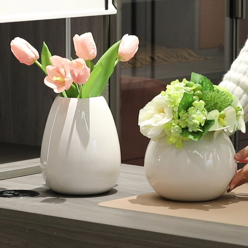 

Decoration Living Room Flower Arrangement Ceramic Small Modern & Minimalism round Big Belly Creative Hydroponics Lily Dedicated