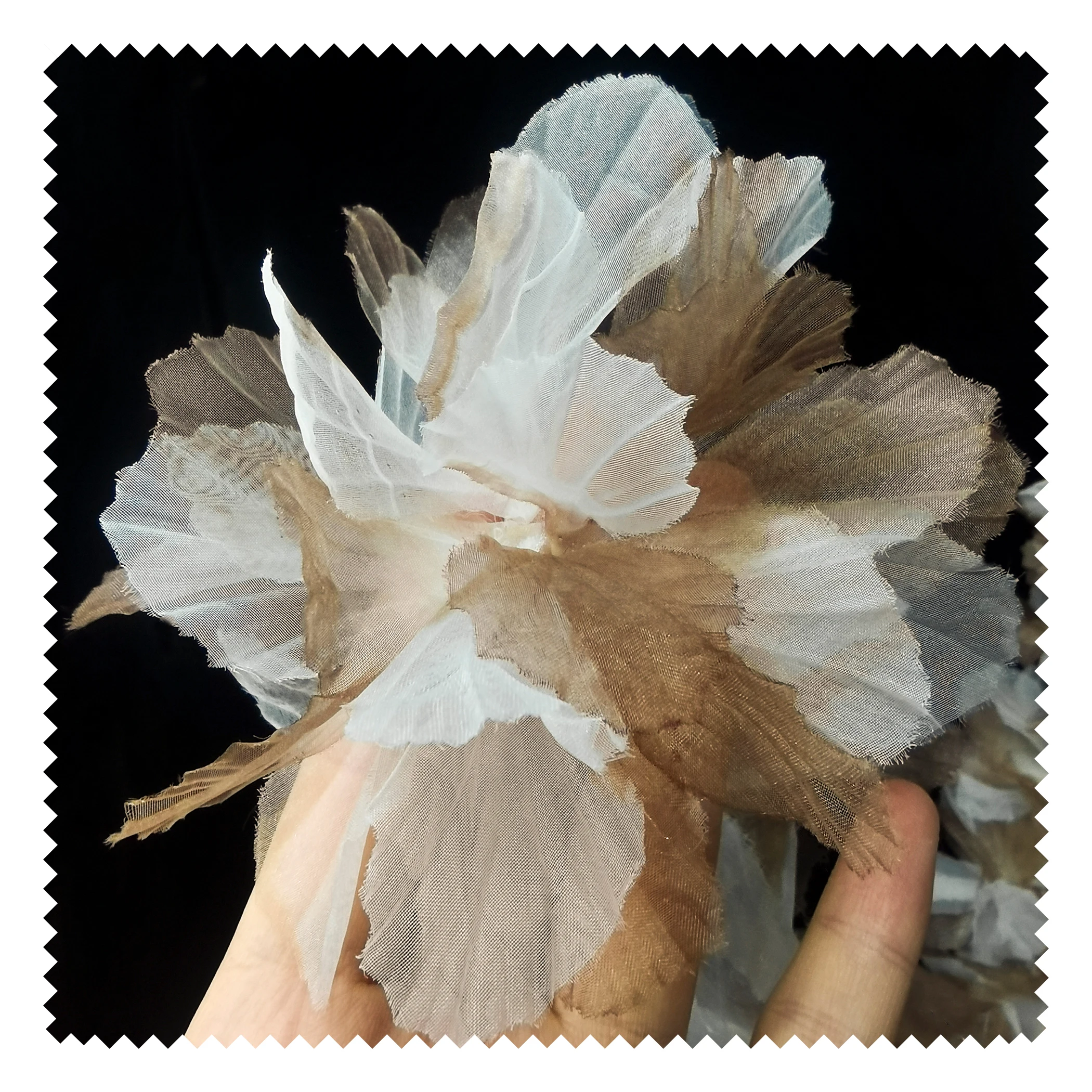 

Brown Gradient Multi-Leaf Flower Small Flower Lace Handmade DIY Wedding Dress Decoration Design Accessories