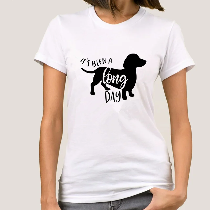 Футболка женская с надписью такса и коротким рукавом |