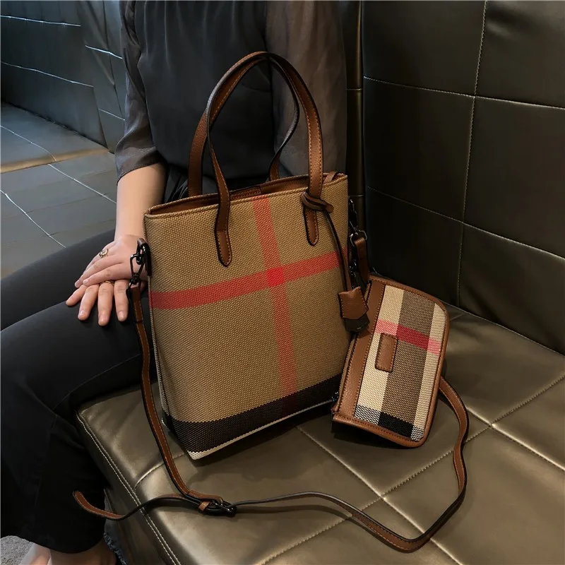 Комплект женских сумок-тоутов 2024 Вертикальная сумочка из воловьей кожи кошелек