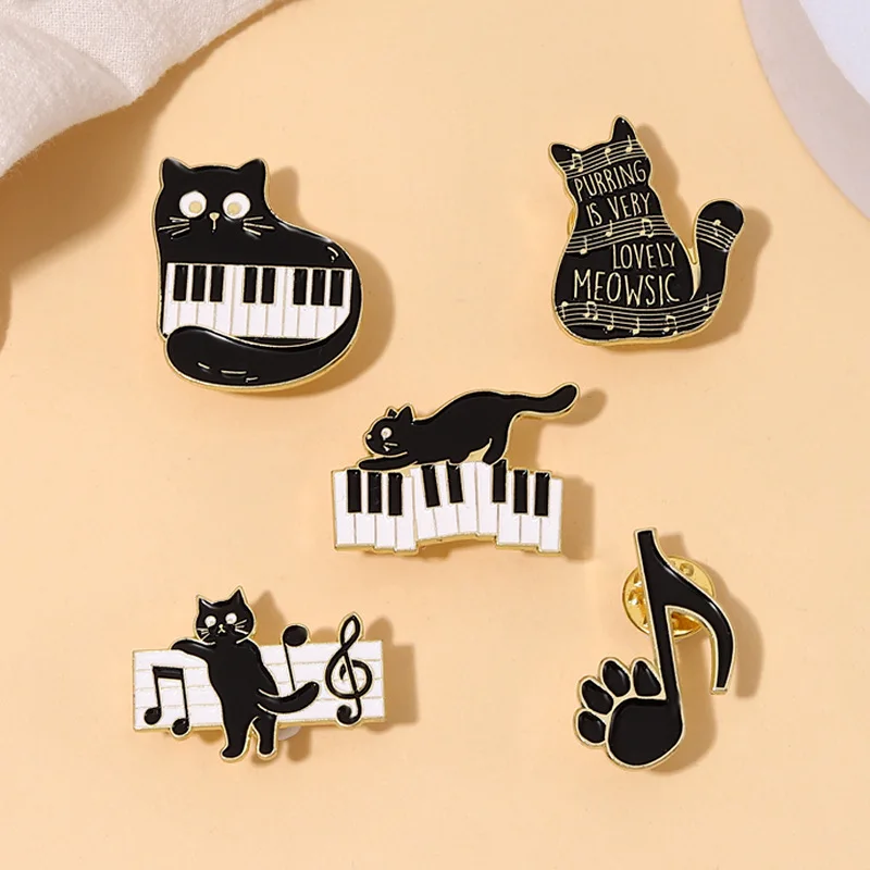 

Cute Black Cat Enamel Brooch Creative Cartoon Playing Piano Notes Cat Shaped Metal Badge Punk Lapel Pin Concert Jewelry Gift