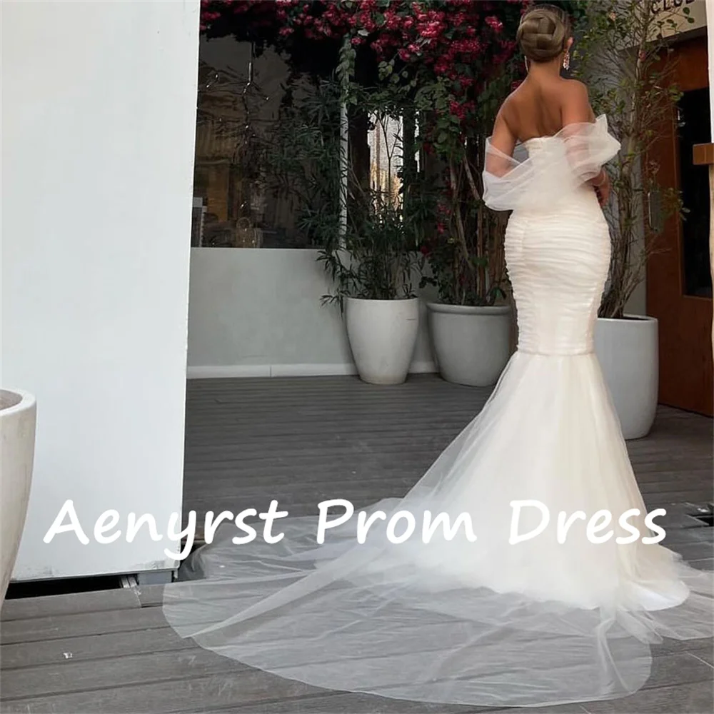 Рисунок 6 - Элегантные свадебные платья Aenyrst