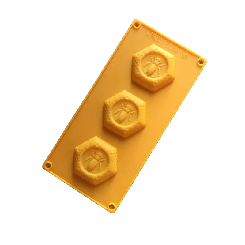 

3 Holes Bee Shaped Silicone Cake Mold Handmade Soap Form Mould Soft Non-stick Candy Chocolate Fondant Molds for Cake Decorating