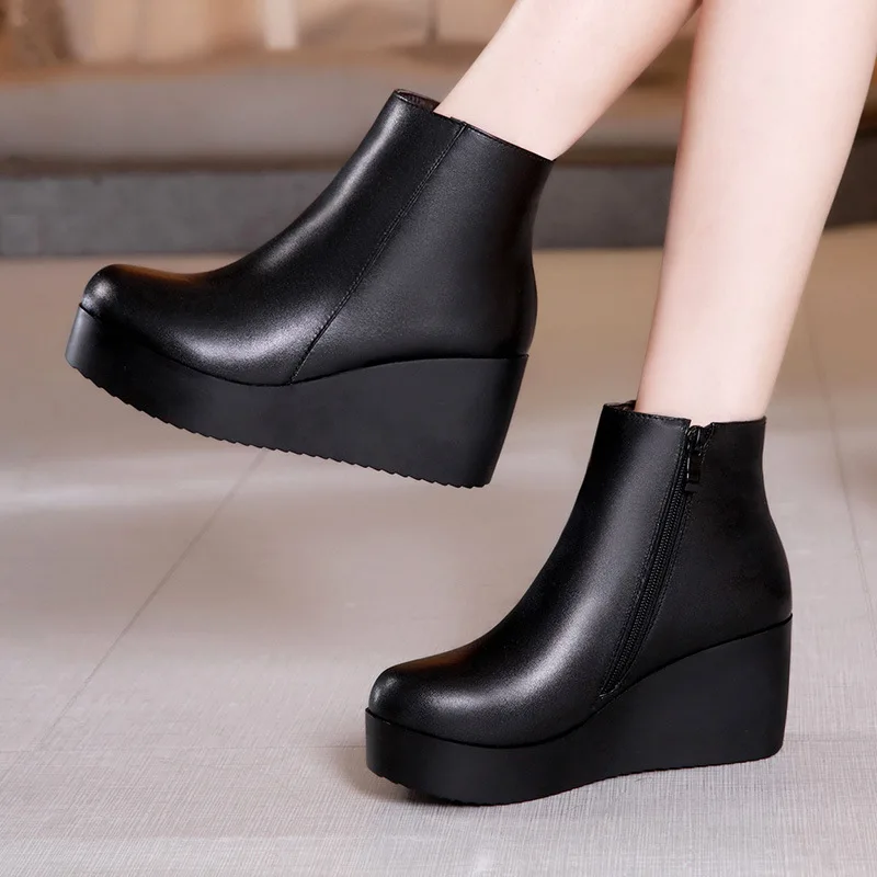 

Big Size 40 Female Platform Wedges Boots Black Autumn Winter Ankle Boots For Women High Heels Ladies Leather Shoes Zipper