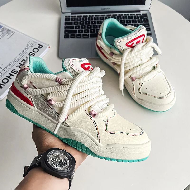 Casual Men's Shoes Men's Skateboarding Shoes Outdoor Spring Breathable Mens Sports Shoes Males Fashionable Shoes Lovers Shoes