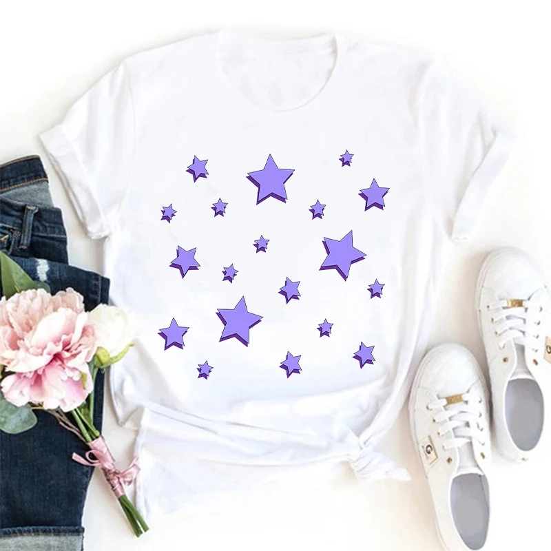 

Женская футболка с коротким рукавом и принтом