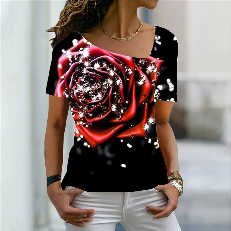 

Женские летние футболки с цветочным принтом, модные топы с косым воротником и принтом красной розы, повседневные уличные популярные футбол...