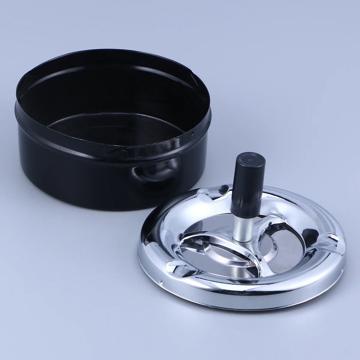 

2pcs Round Push Down Ashtray Metal Tabletop Ashtray (Black and Silver)