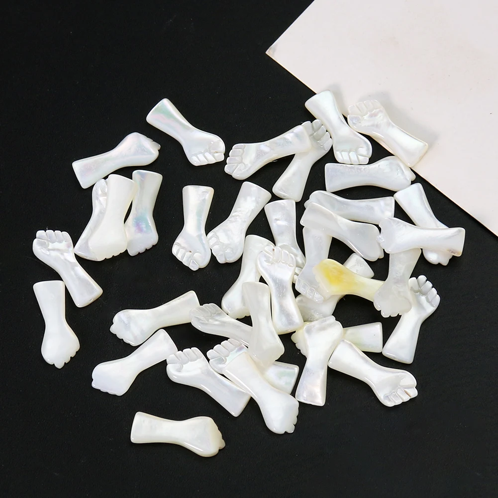 

2PCS Fist Real White Mother of Pearl Shell Pendants Arm Charms for Bracelet Making Jewelry Findings DIY Necklace Unilateral Hole