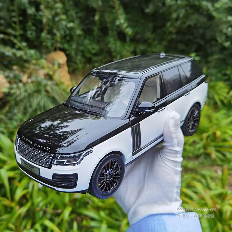 

1/18 LCD 2020 For Land Rover Range Rover SUV White Diecast CAR MODEL TOYS Gift Collection Ornament Display