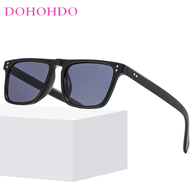

Fashion Women Square Sunglasses Rivet Men Vintage Square Sun Glasses Summer Outdoor Leisure Shades Eyewear UV400 Oculos De Sol