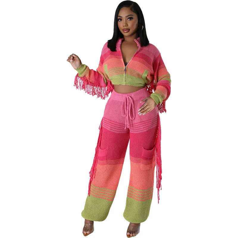 Вязаные комплекты из 2 предметов с цветными блоками. Женский наряд. Осенняя