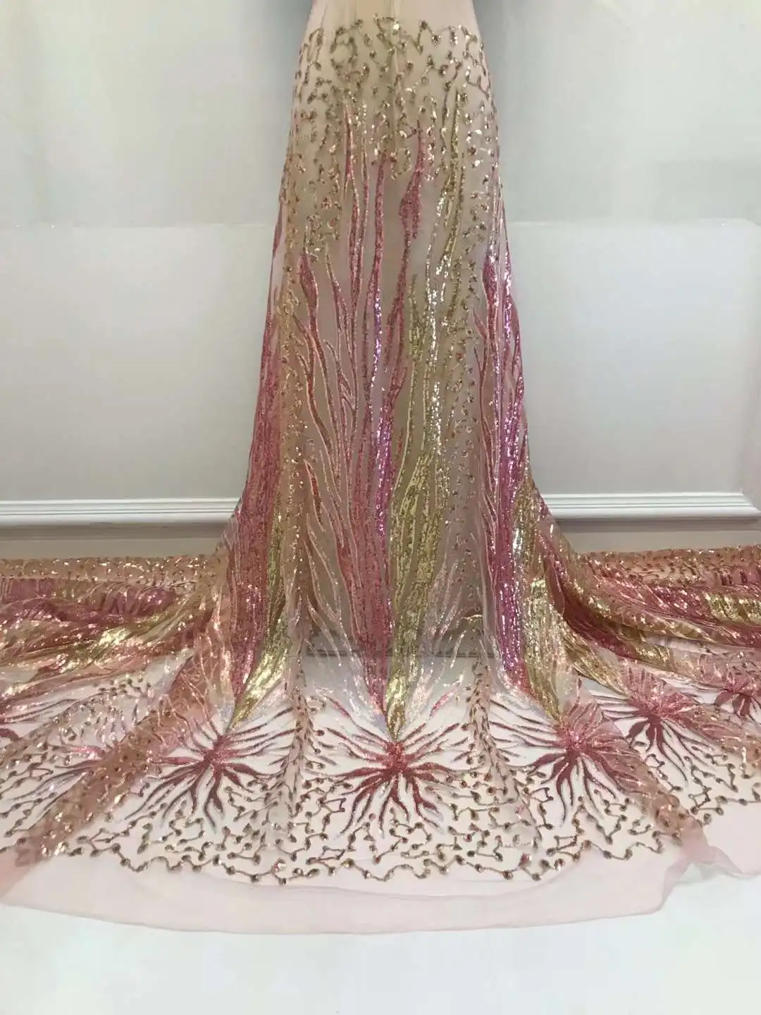 

Популярная многоцветная вышивка блестками, Африканское кружево, французский тюль, сетчатая ткань для вечерних платьев, свадеб