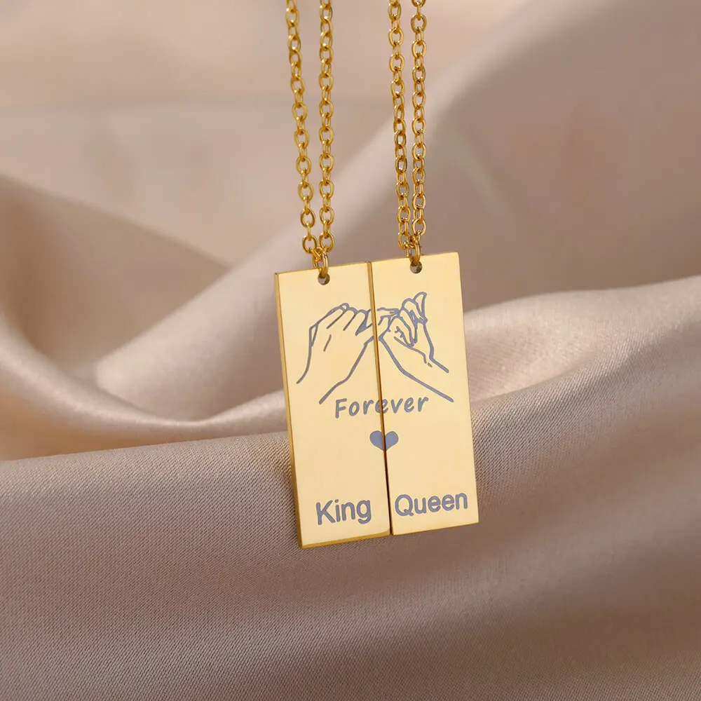 

2 Pcs Forever Holding Hands King Queen Couple Necklaces for Women Stainless Steel Square Necklace Valentine's Day Jewerly Gift