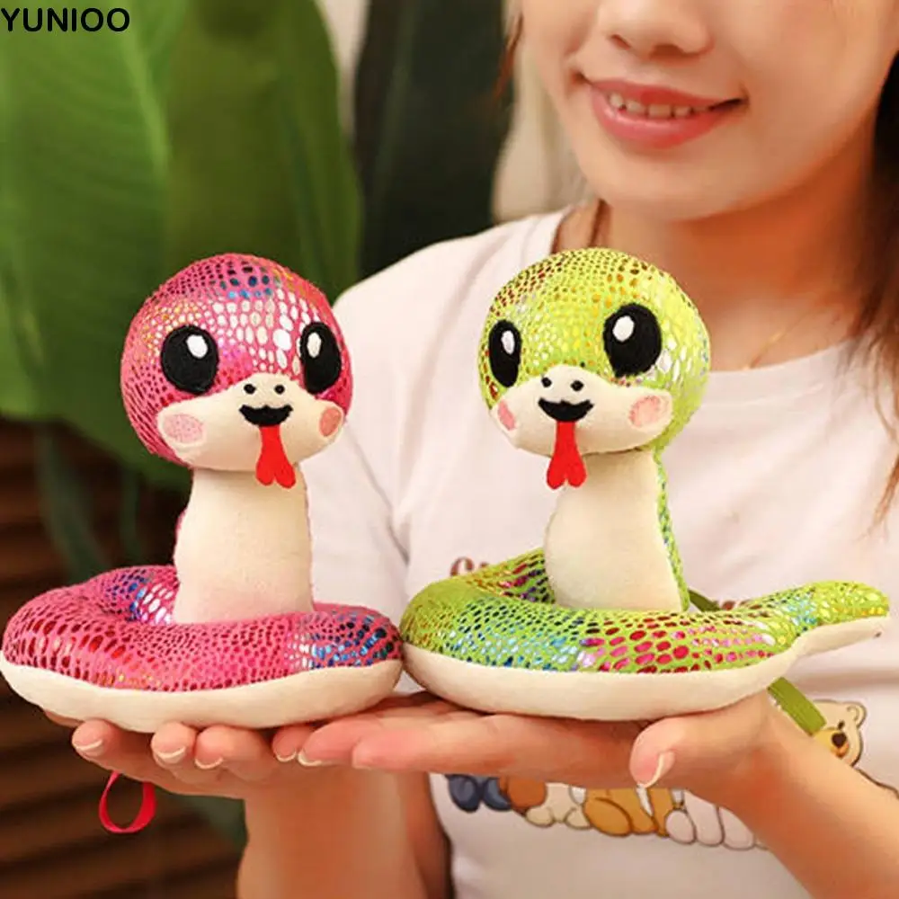 Стоячее плечо змея год плюшевая игрушка магнитная присоска удача