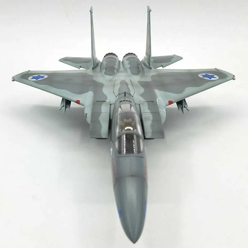 

Модель летательного аппарата F-15C 1/72 из Израиля, авиакомпании F15