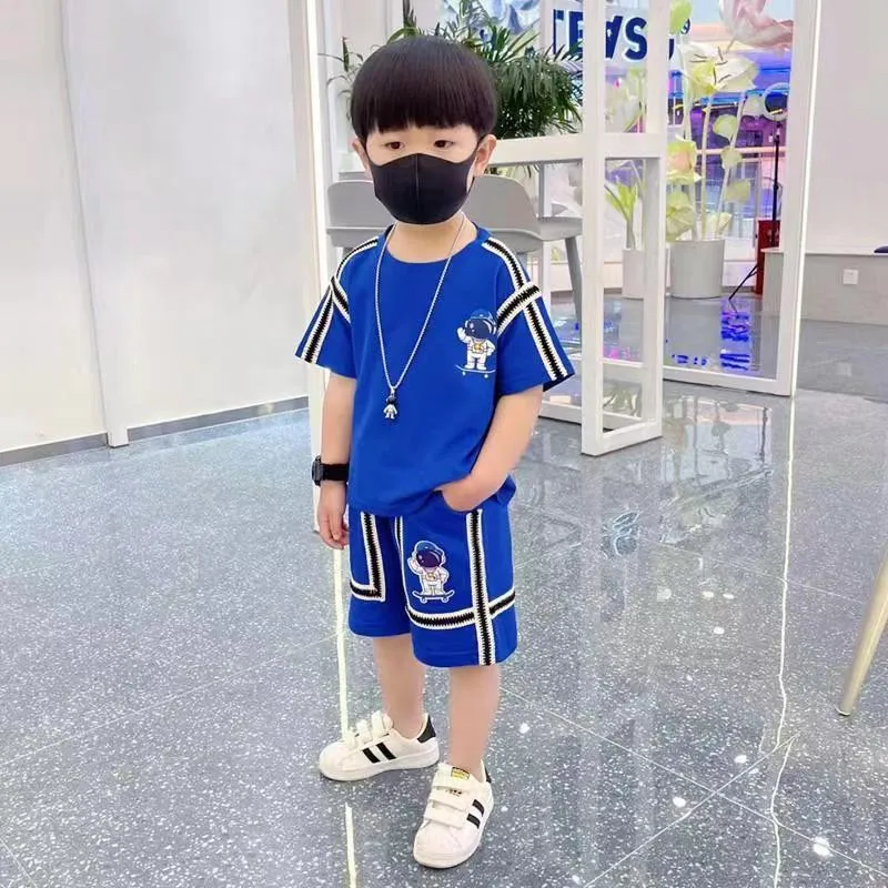 Children's Wear Boy's T-shirt Set 2023 New Astronaut Print Summer Short-sleeved Shorts Two-piece Fashion