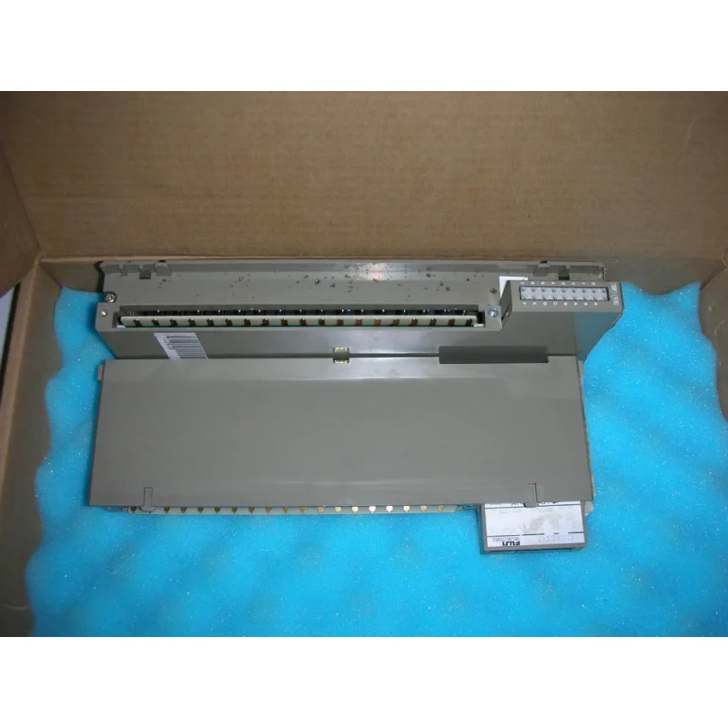 

1 шт. бывший в употреблении FUJI PLC FTU263B