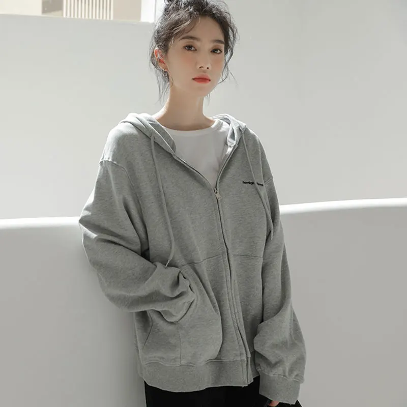 Wei Yi female 2022 early autumn new letter gray hooded cardigan Korean version of loose casual coat coat