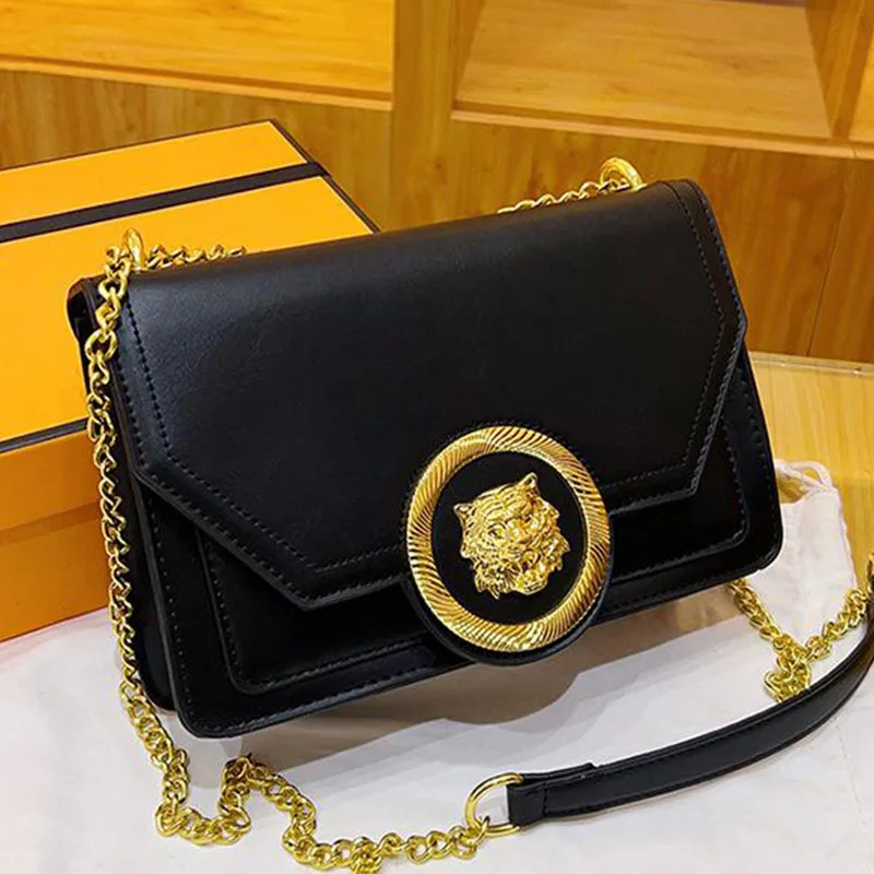 Женская сумка ручной работы из соломы