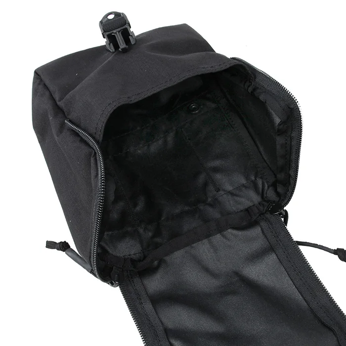 

NVG 330 Pouch modeling vest storage bag non-reflective nylon fabric