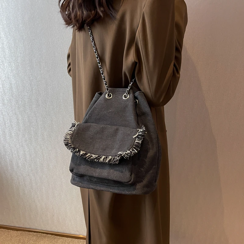 Ladies High Quality Leather Shoulder Bags For Women Long Silver Chain Shoulder Bags Crossbody Bags For Women Handbags Designer