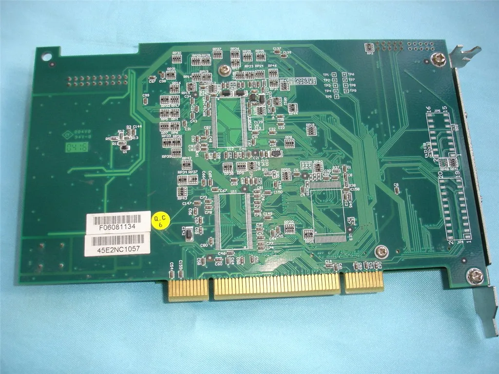 Тайвань ADLINK DAQ-2010 PCI Bus 4-канальная 14-битная синхронная многофункциональная карта
