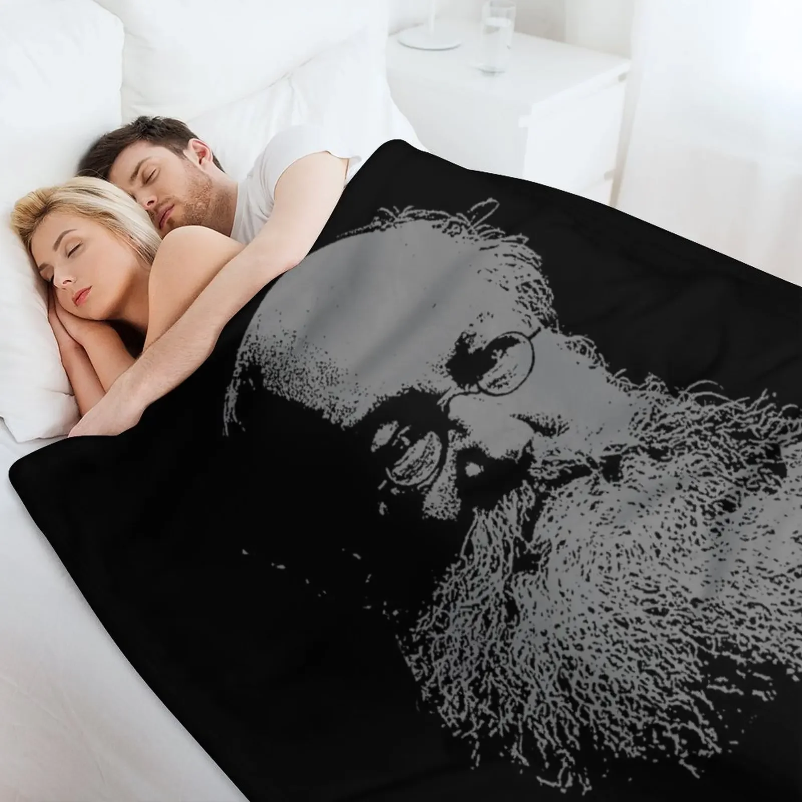 Декоративное одеяло для дивана Peter Kropotkin