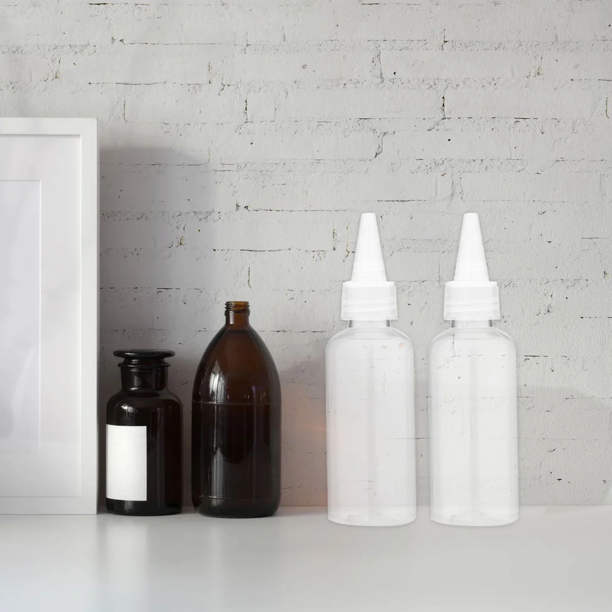 

Bottles 20pcs Dispenser Bottle Empty Container for Spraying or Washing Hand and 60ml ( Transparent )