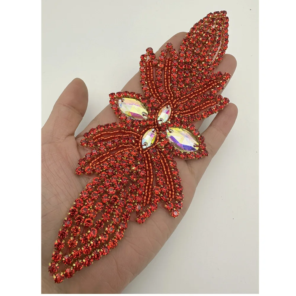 Золотистые/серебристые разноцветные патчи