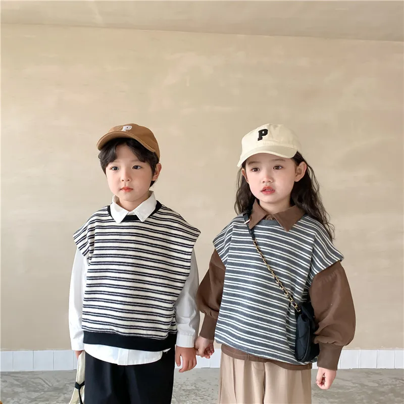 

Жилет детский в полоску, х/б, без рукавов