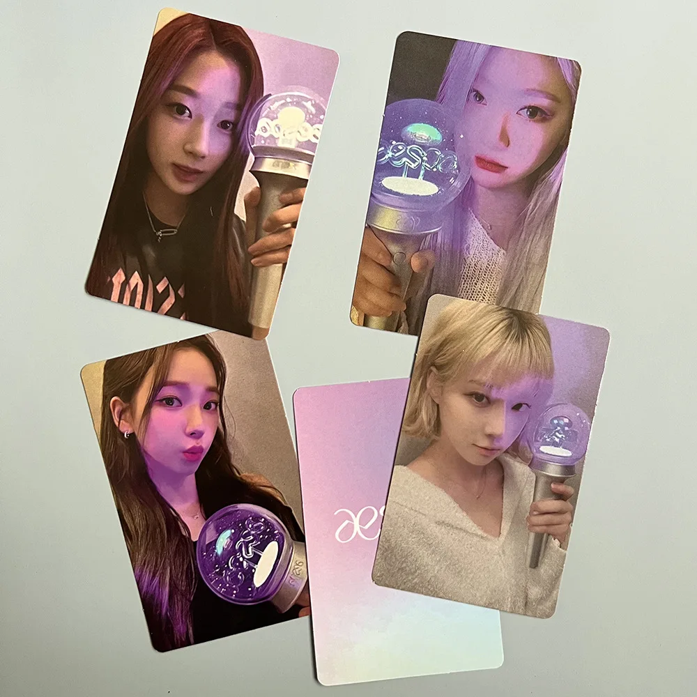 

Kpop Idol 4Pcs/Set Lomo Card Aespa Fanlight Photo Card