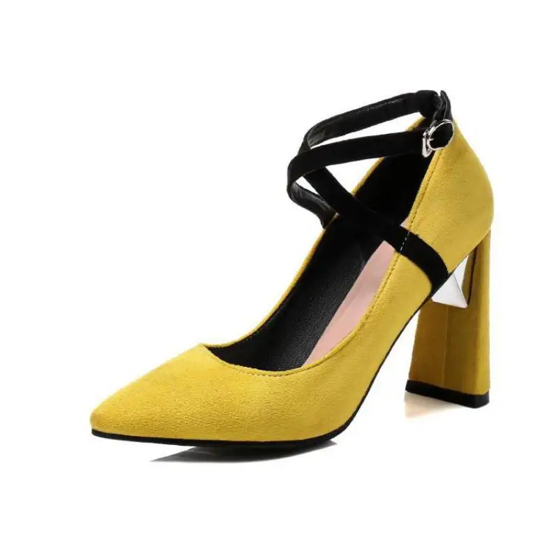 

Туфли женские черные на высоком каблуке 9 см, заостренный носок, ремешок с пряжкой, обувь на блочном каблуке 34-46