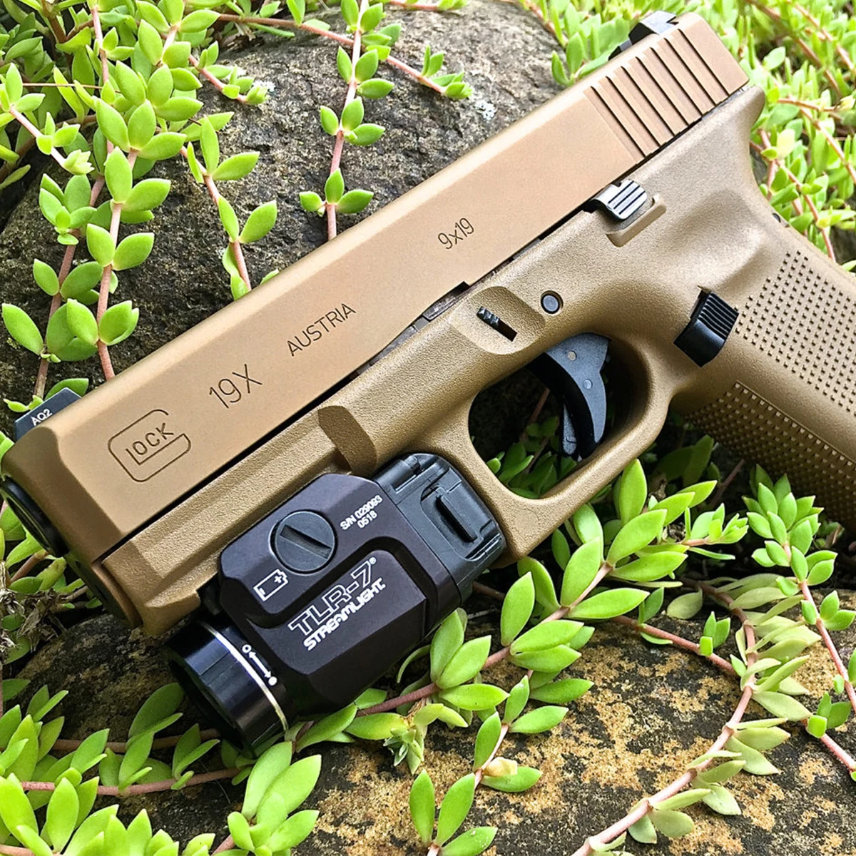 Тактическое оружие Surefire X300 Ultra XH35 Пистолет-фонарик TLR TLR-1HL TLR-3 TLR-4 TLR-7 TLR-8 Страйкбольное оружие Scout Light (art.: 3920d0870b951) - 3920d0870b951