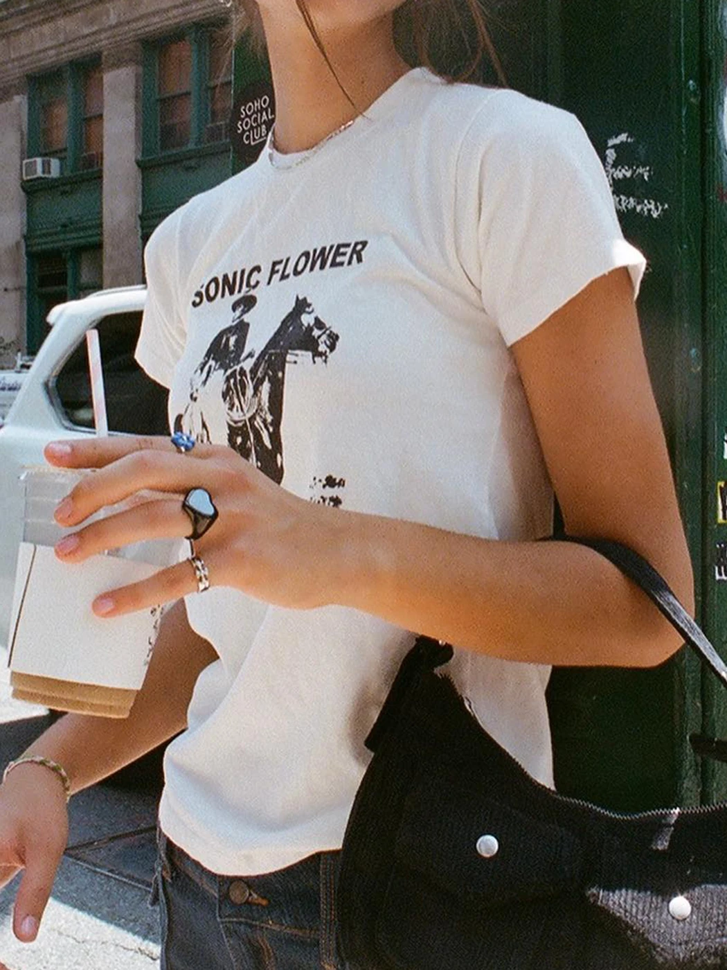 

Vintage Classic Letter Graphic Print T-Shirt Women Summer Casual White O-Neck Tee Y2k Gothic Grunge Streetwear Slim Crop Tops