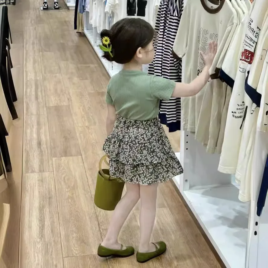 이wana koszulka dziewczęca Top 2024 letnia nowa koszula Topy Dziewczynka zagraniczna koreańska z krótkim rękawem dziecięcy Moda Solidne topy