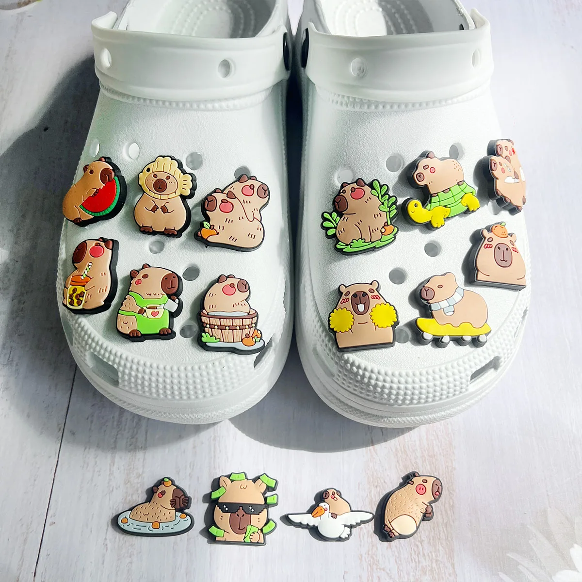 Украшения для сабо количество 1 - 26 штук цвет в ассортименте