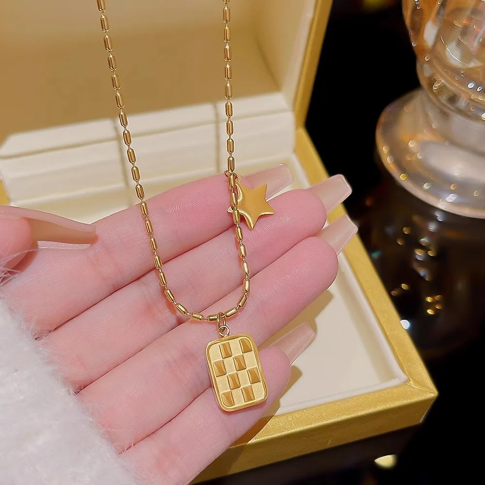 Золотое ожерелье из нержавеющей стали с подвеской в виде шахматной звезды