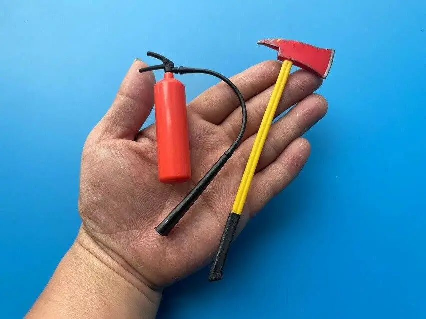 

zqn 1/6 Scale Sodier Scene Accessories 21st Fireman Fire Extinguisher&Axe Model