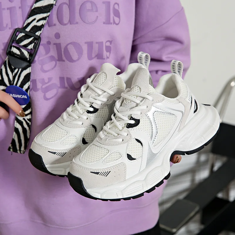 

Leisure sports shoes for women in autumn 2023 new fashion lightweight versatile breathable thick soled dad's shoes
