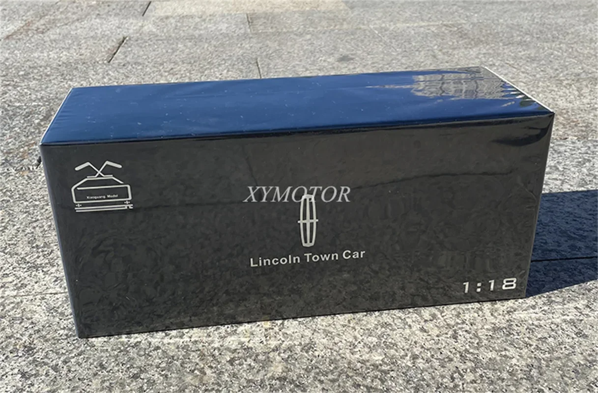 1:18 для Lincoln Town Car 1984, литая под давлением модель автомобиля второго поколения, черные игрушки, подарки для хобби, коллекция украшений (art.: 3920cd695bb08) - 3920cd695bb08