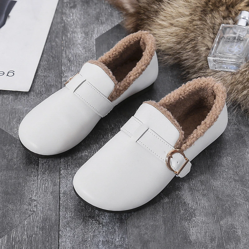 

2021 Korean Version Plus Velvet Warm Casual Fashion Big Head Doll Shoes Autumn New Flat Warm Peas Shoes Women's Shoes