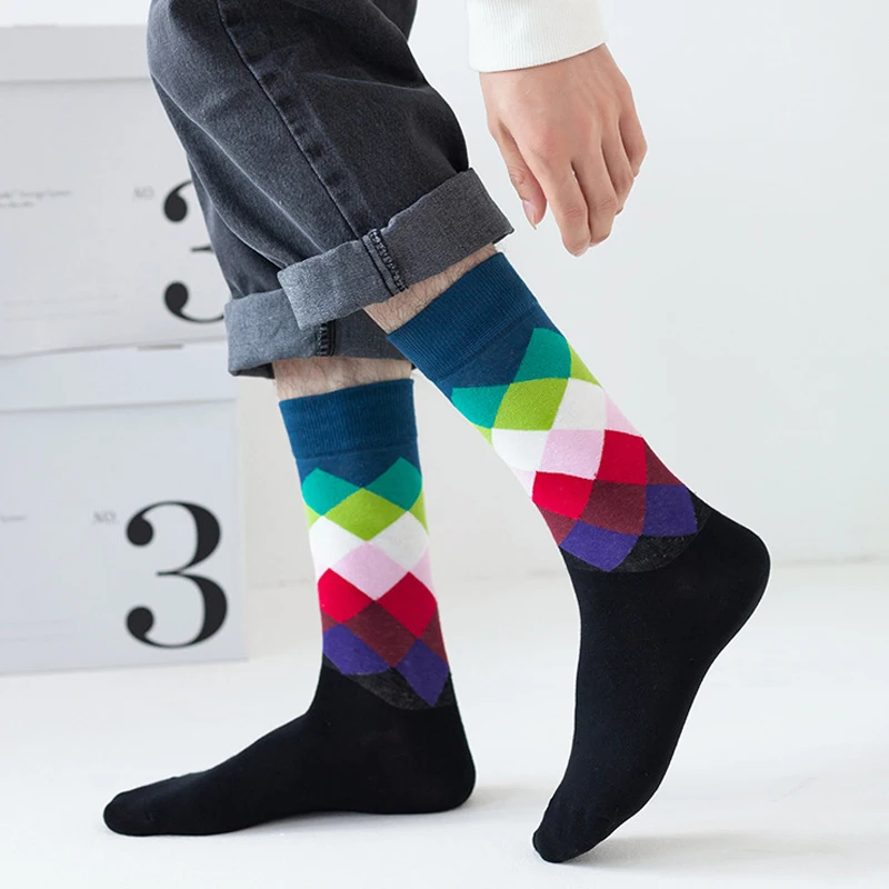 

2 Pairs 2022 Fashion Harajuku Socks Square Pattern Tube Sports Socks Solid Color Breathable Elasticity Women Unisex Cotton Socks