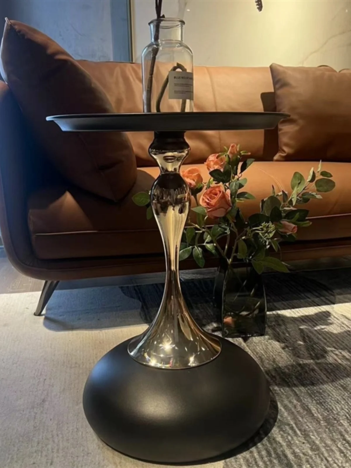 Легкая роскошная гостиная приставной диван сервант элитный простой небольшой