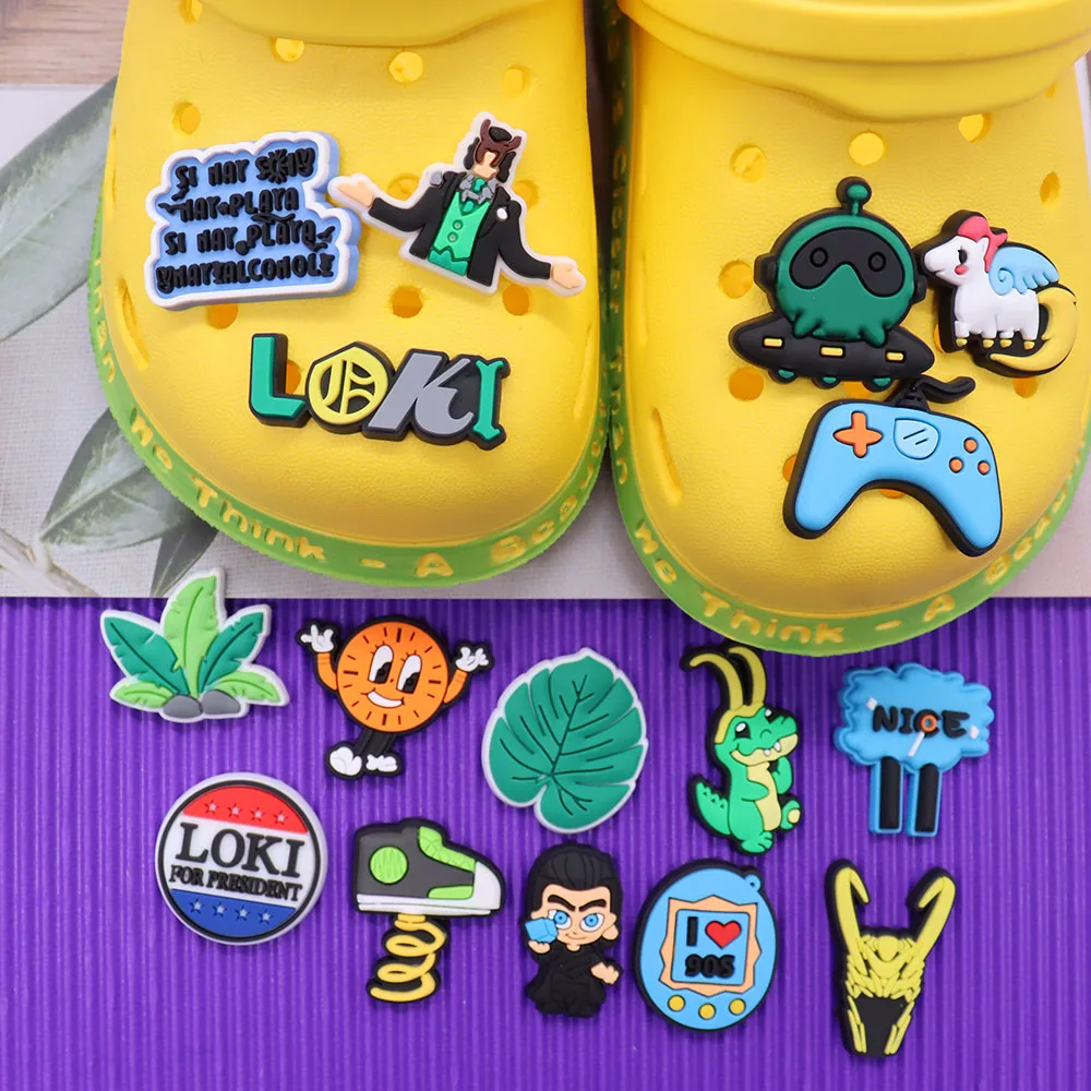 

50 шт. ПВХ лист динозавр икона Единорог Локи ПВХ обувь талисманы сандалии садовая обувь Пряжка Сабо подходит для детей Croc Jibz украшения