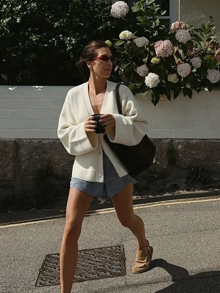 Женский однотонный кардиган с V-образным вырезом цвет в ассортименте