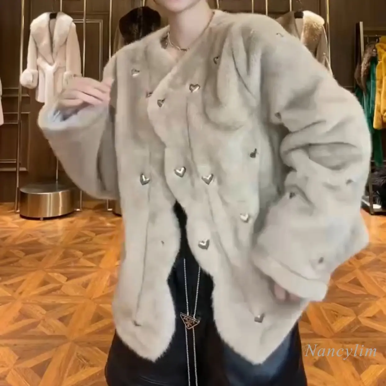 European Style Fur Coat Women Winter Long Sleeve Double Face Wool Warm Heavy Embroidery Sequins Faux Fur Jacket